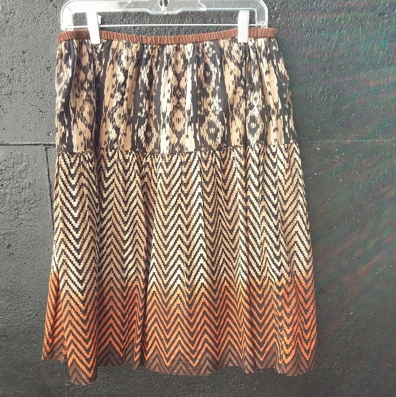 new directions Dresses & Skirts - Women's New Direction Multicolored Skirt Size L